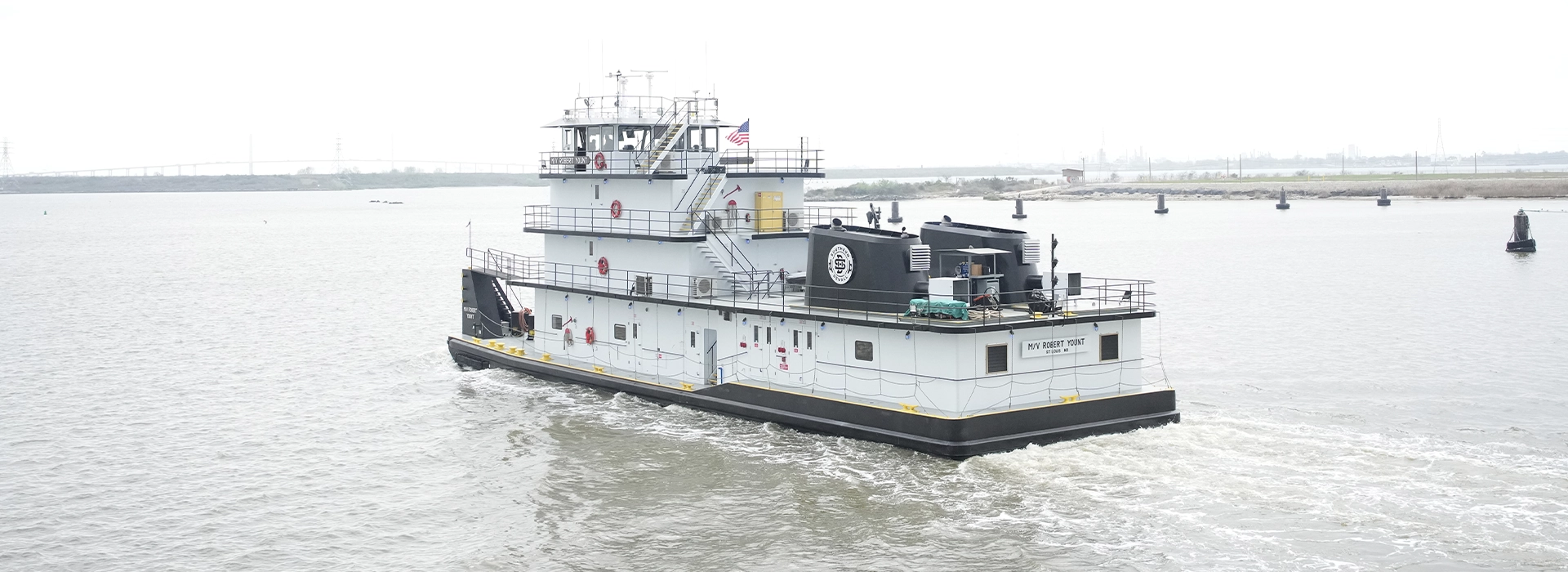 Southern Devall's Towboat, M/V Robert Yount